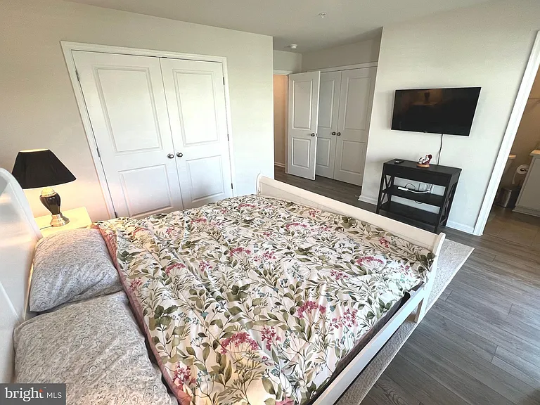 4917 Arcola Rd — Photo 5