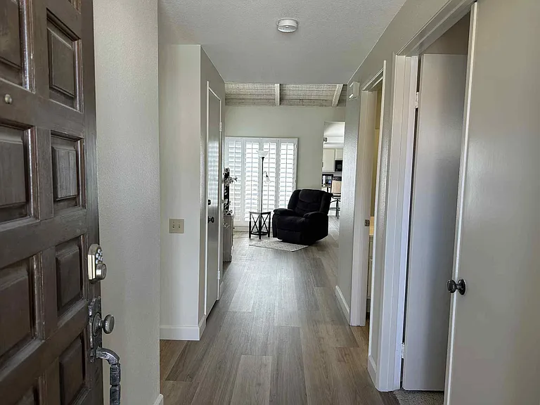 2350 E Miramonte Cir #E — Photo 9
