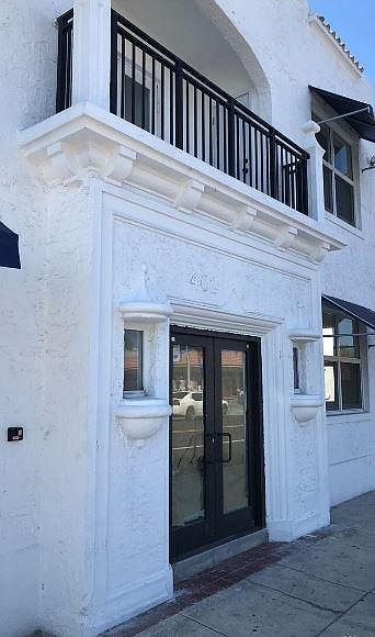 1st image of 404 NW 12th Ave #1F