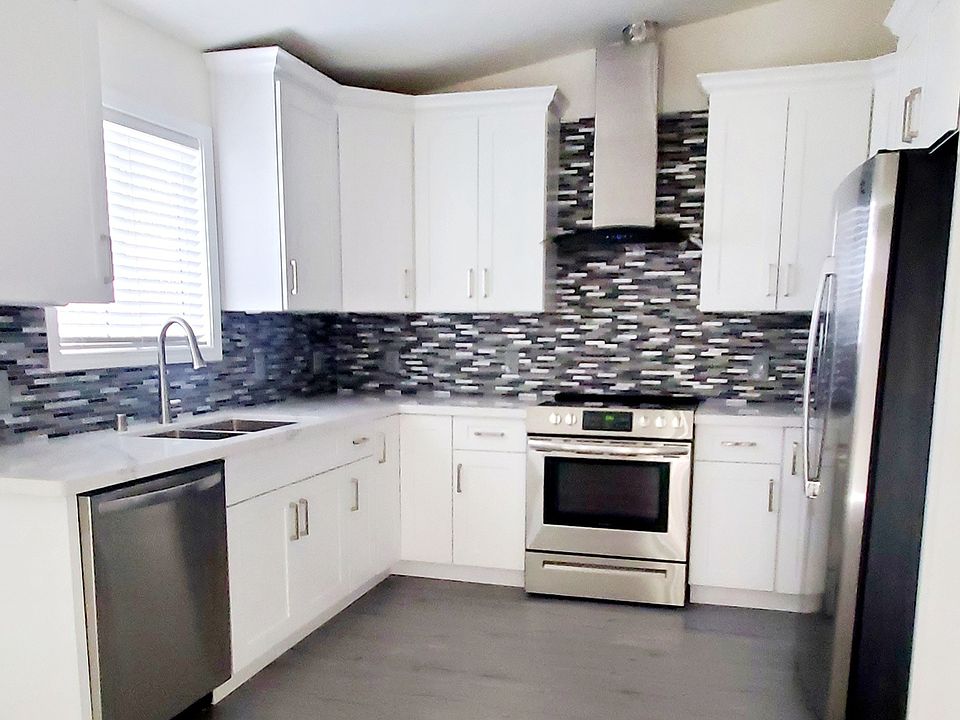 1st image of 345 Park Hill Dr