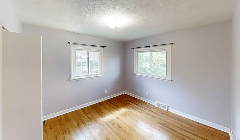 372 Highland Dr — Photo 9