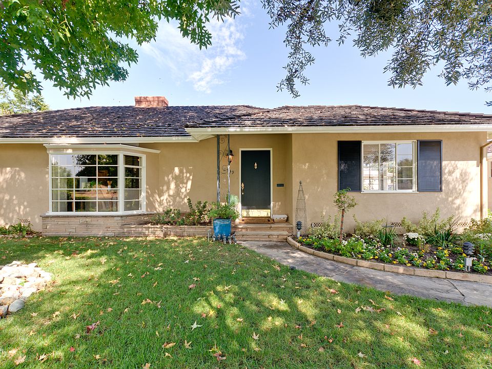 1st image of 2949 Shakespeare Dr