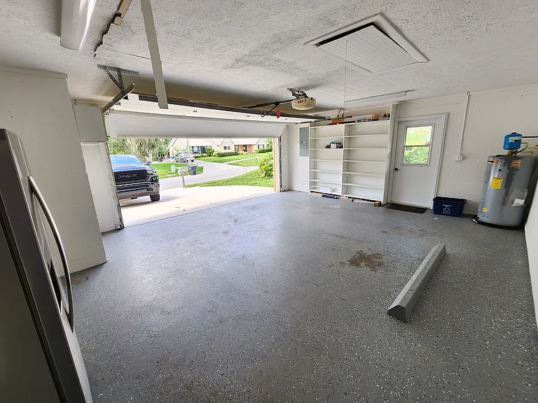 2403 Stonehill Ave — Photo 24