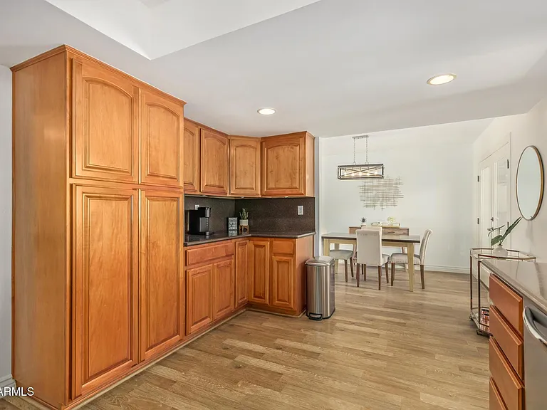 8490 E Chaparral Rd — Photo 11