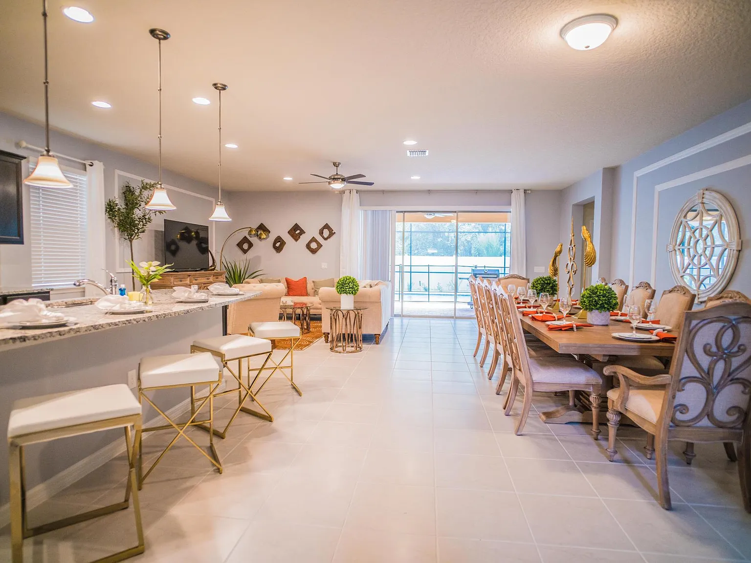 8 bed, 6.5 bath, 4041 sqft, $4,000 — Photo 3