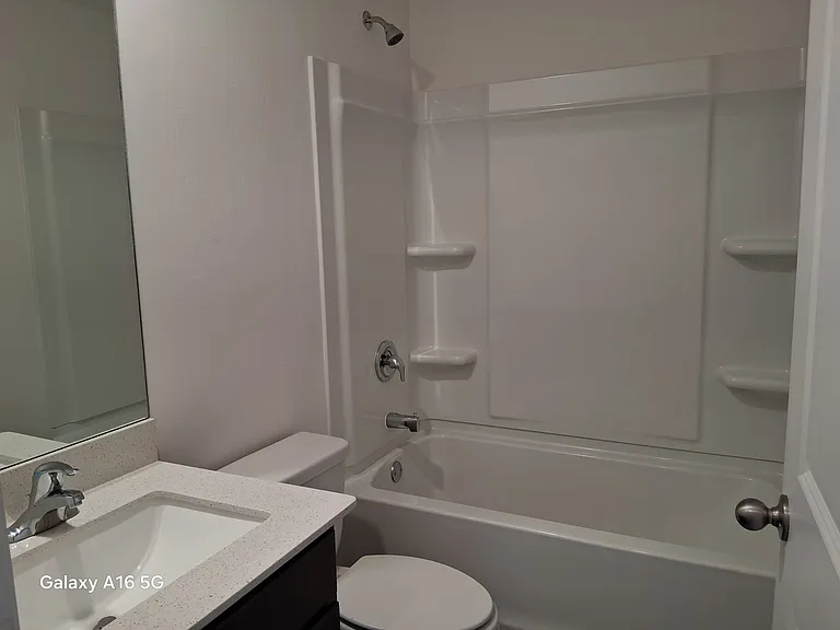 857 Youngreen Dr — Photo 7