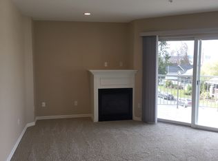 307 Bell St APT 306, Edmonds, WA 98020