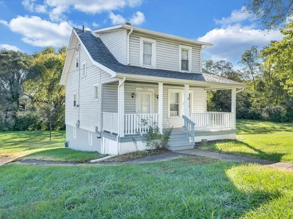 3223 Plantation Rd NE, Roanoke, VA 24012