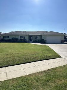 1295 E Los Altos Ave, Fresno, CA, 93710