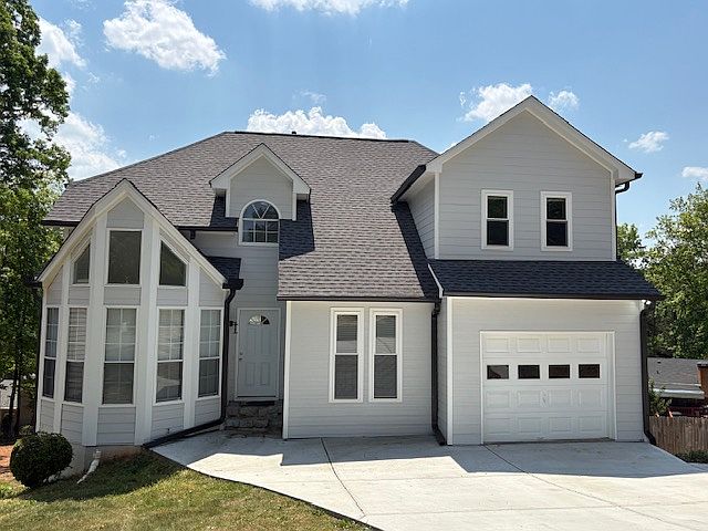 1st image of 2670 Piedmont Oak Dr