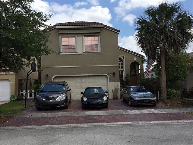 1st image of 557 NW 159th Ave