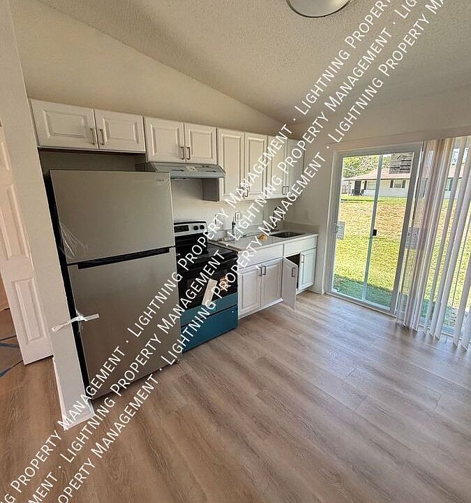 1st image of 4522 Audrey Ln