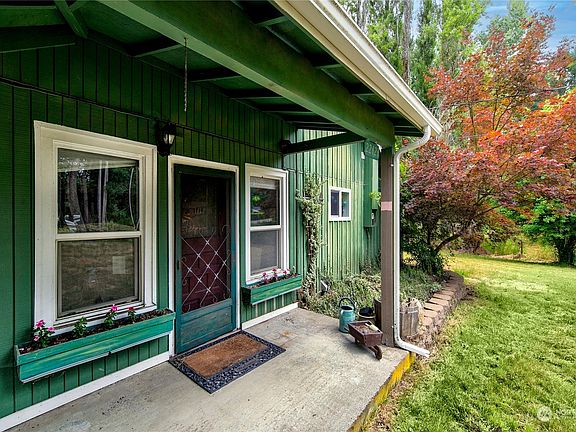 3rd image of 22424 SE 20th Street