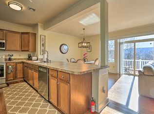 (Undisclosed Address), Tannersville, PA 18372