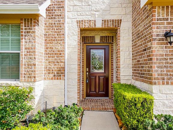 4th image of 3323 Sterling Vista Blvd