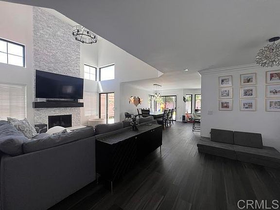 4th image of 1967 Spanish Oak Way
