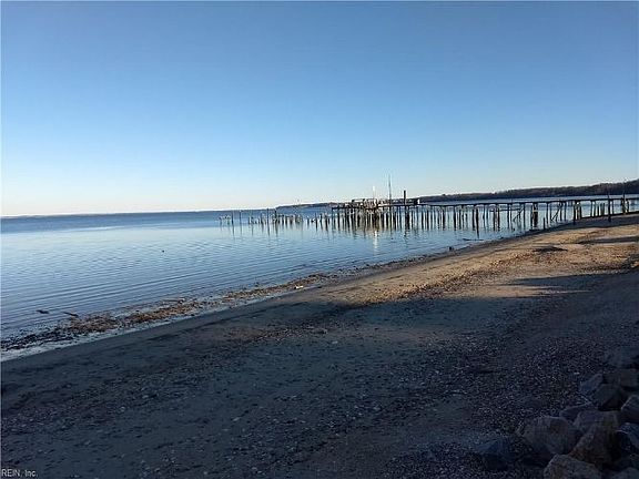 2nd image of 6146 Dockside Dr
