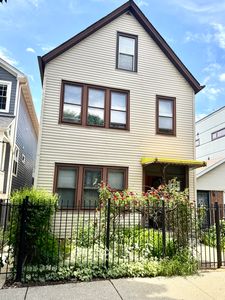 1748 N Artesian Ave, Chicago, IL, 60647