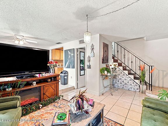 3rd image of 5709 Townhouse Dr