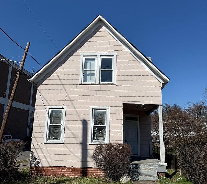 1st image of 4304 Jay St NE