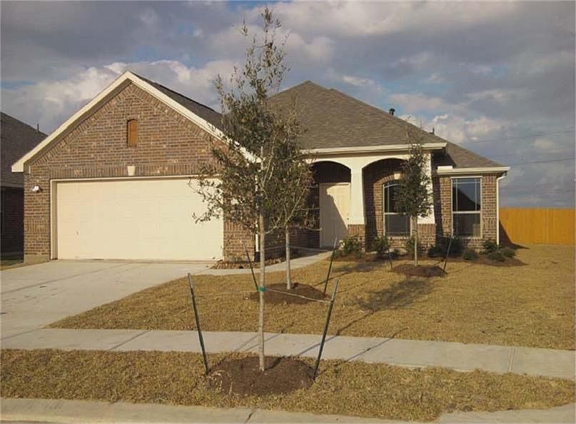1st image of 7507 Amber Village Cir