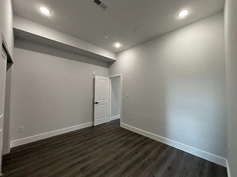 Bedroom 1, Main Floor