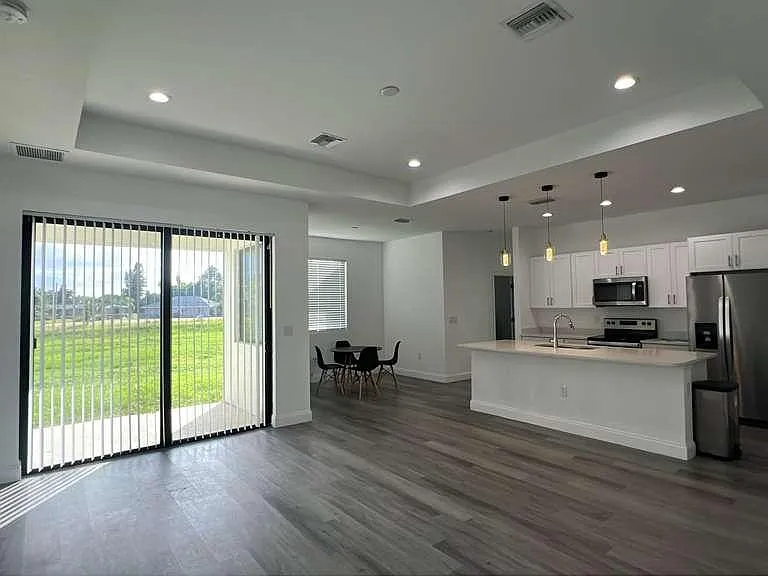 Harrison Dr — Photo 2