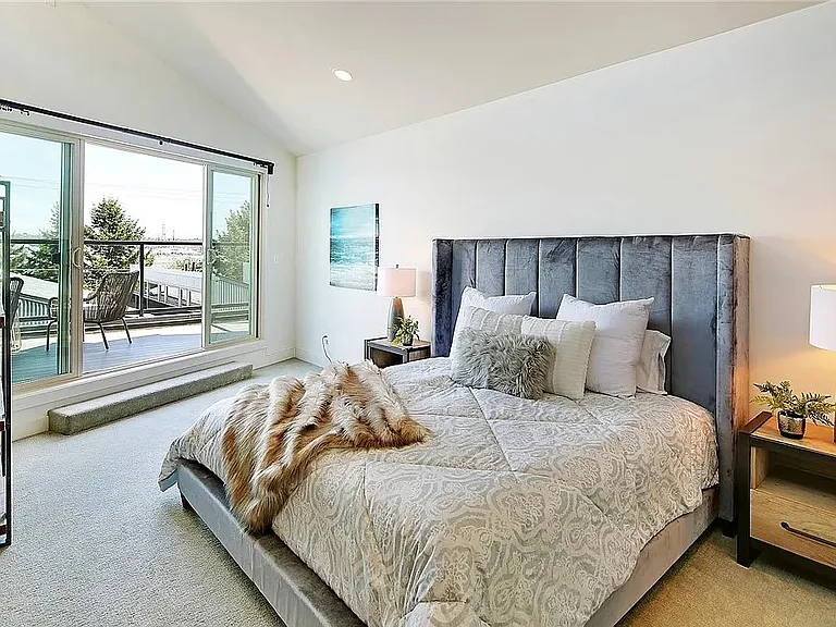 Primary bedroom - more than enough for a king size bed