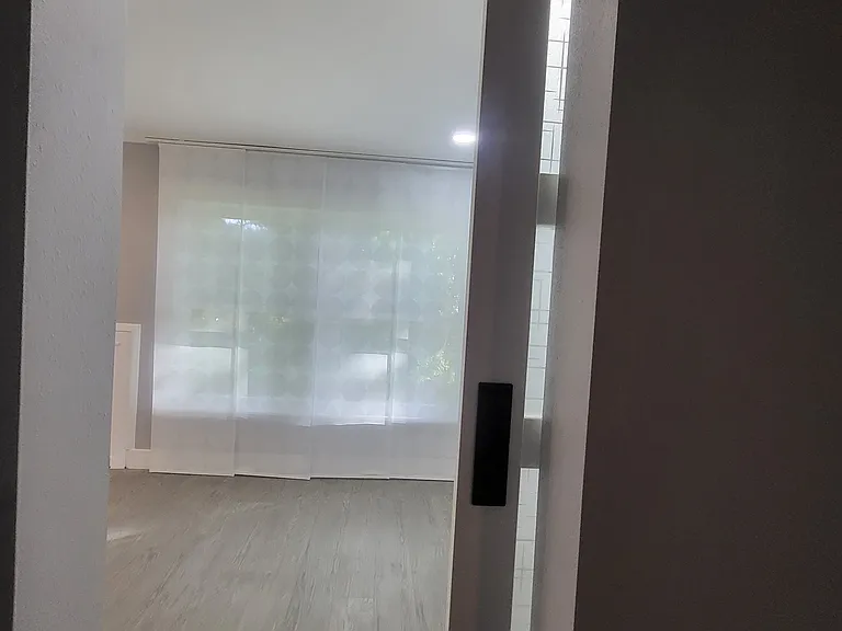 Door to the dining/sunroom from master bedroom