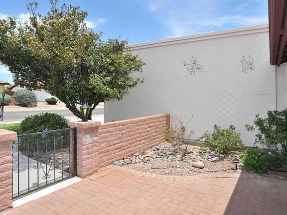 4th image of 121 W Calle Frambuesa