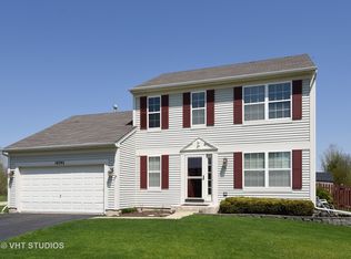 10392 Somerset Ln, Huntley, IL 60142
