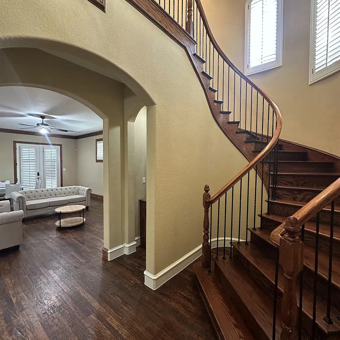 3 bed, 4.0 bath, 3102 sqft, $4,795 — Photo 1