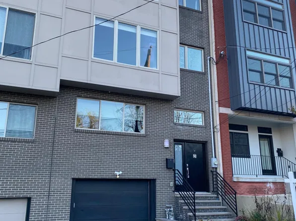 4745 Sheldon St, Philadelphia, PA 19127