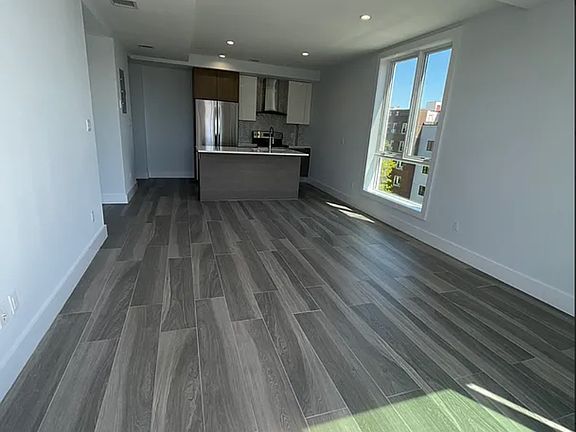 5th image of 2442 Ocean Ave APT 6K