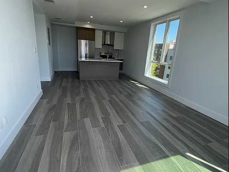 2442 Ocean Ave #6K — Photo 5