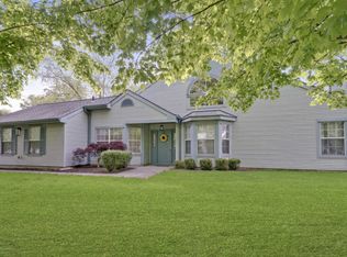 175 Colony Ln, Manalapan, NJ 07726