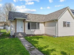 325 22nd Ave, Longview, WA 98632