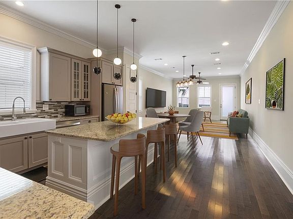 5th image of 2229 Iberville St