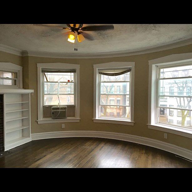 2nd image of 1432 E 66th Pl APT 3