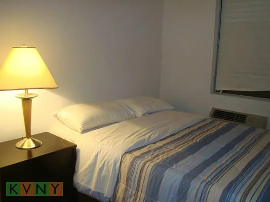 Rented by KVNY Soho | media 68