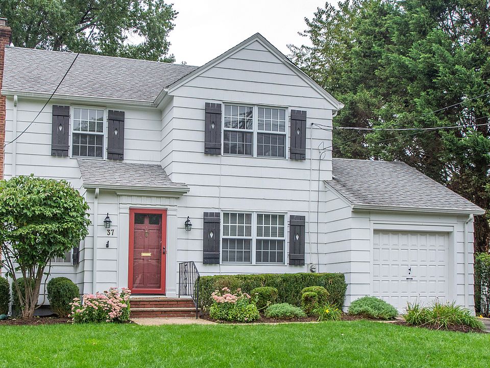 1st image of 37 Parkview Dr
