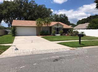 16214 Pebblebrook Dr, Tampa, FL 33624