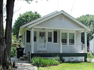 41 Hartley St, Springfield, MA 01104