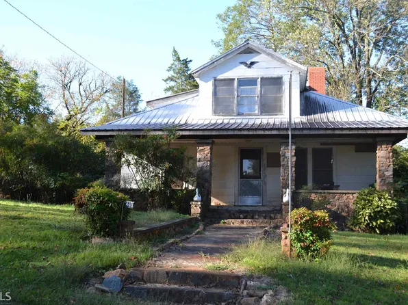 413 S Hoyt St, Cornelia, GA 30531