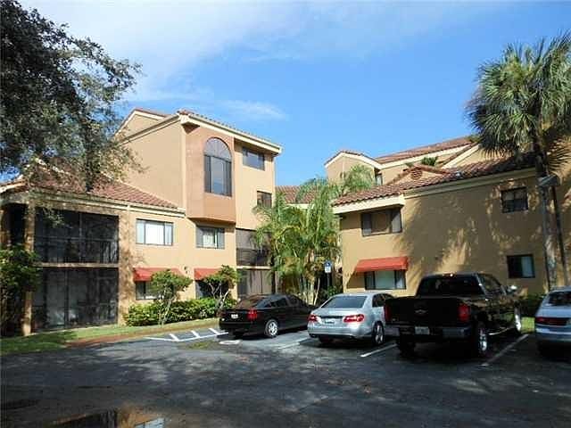 1st image of 15556 N Miami Lakeway N