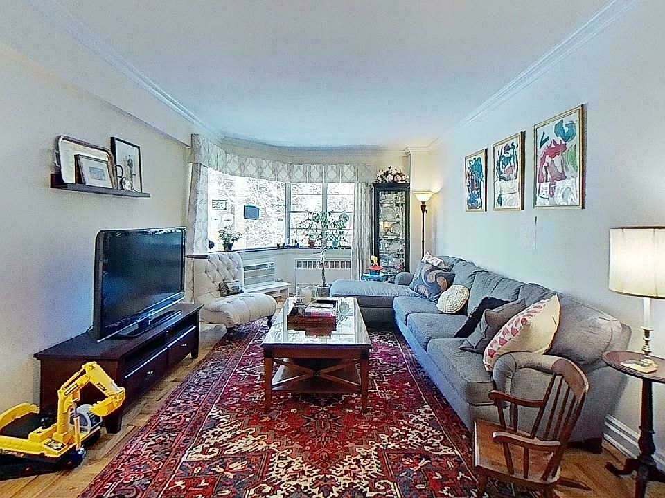 1st image of 40 E 89th St #4AB