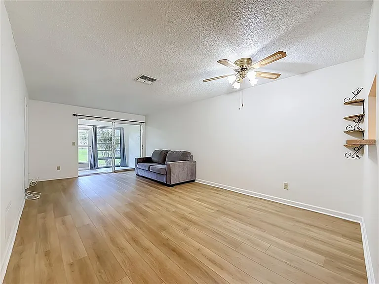 2465 Northside Dr #503 — Photo 8