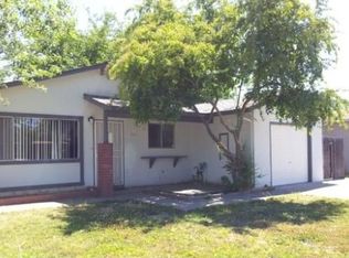 1049 Milton St, West Sacramento, CA 95605