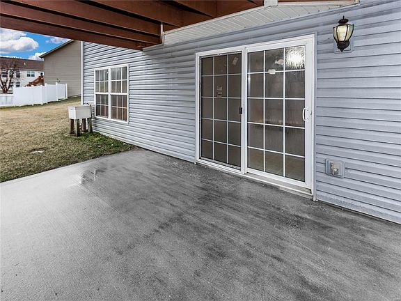 4th image of 2932 Cambridge Point