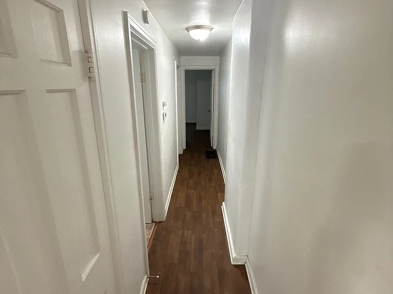 4326 Crittenden Ave #4326 — Photo 6
